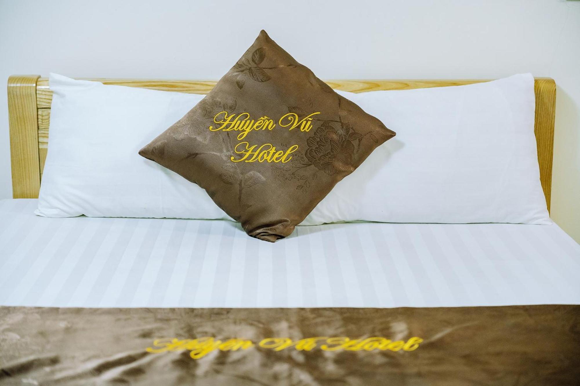 Victor Charlie Hostel Dong Khe Sau Екстер'єр фото