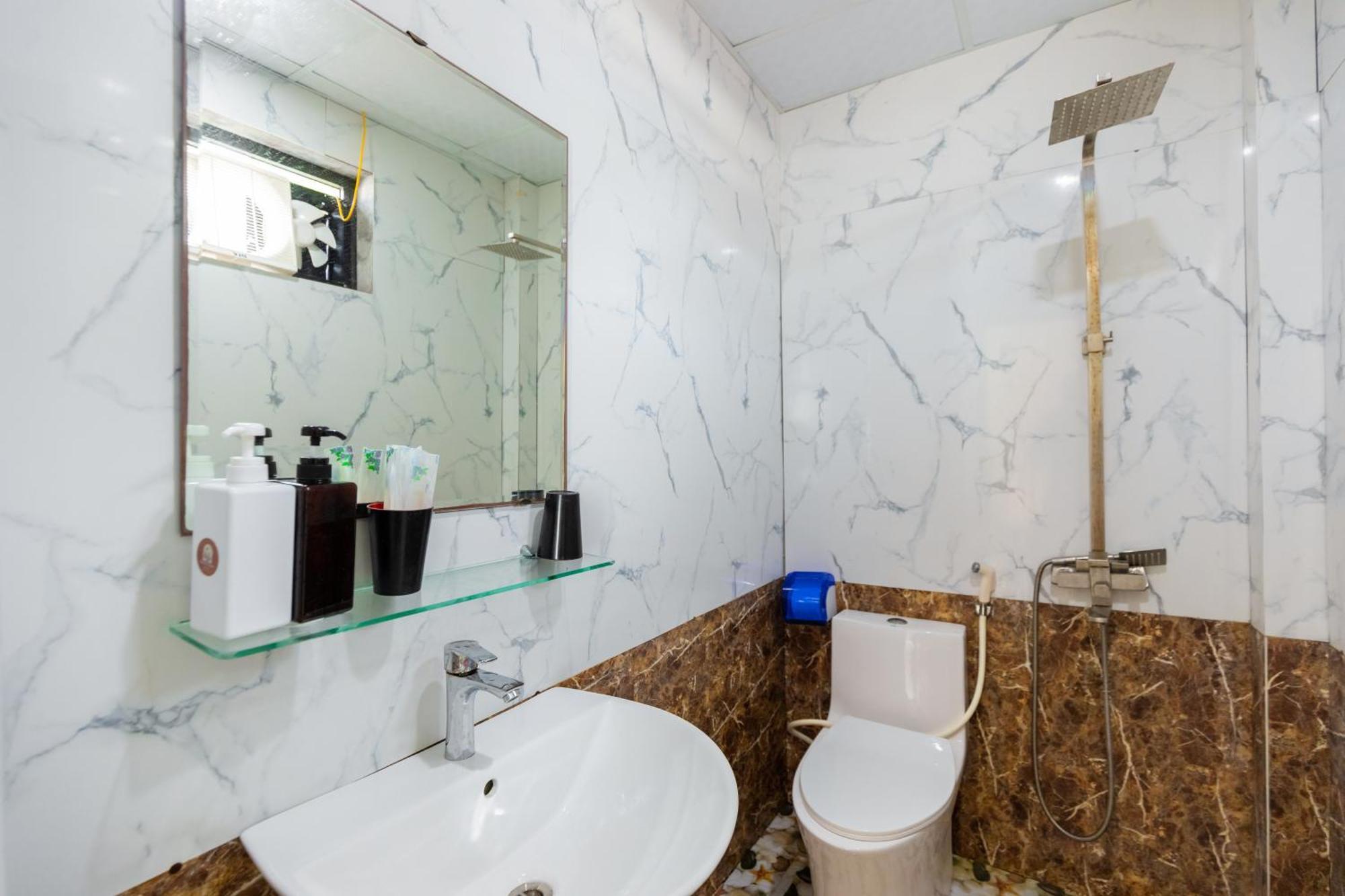 Victor Charlie Hostel Dong Khe Sau Екстер'єр фото